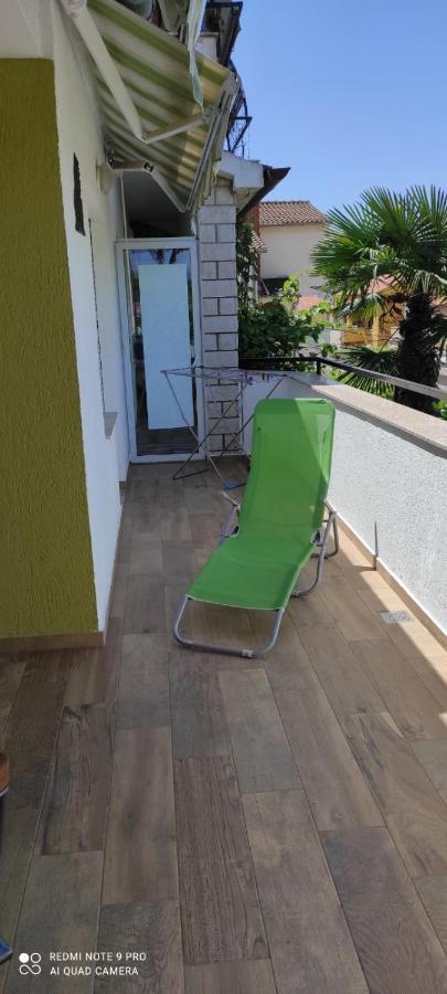 פורץ Apartment Jozefina מראה חיצוני תמונה