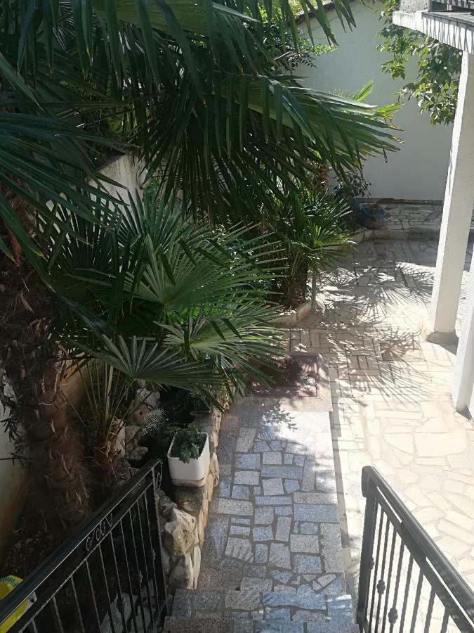 פורץ Apartment Jozefina מראה חיצוני תמונה