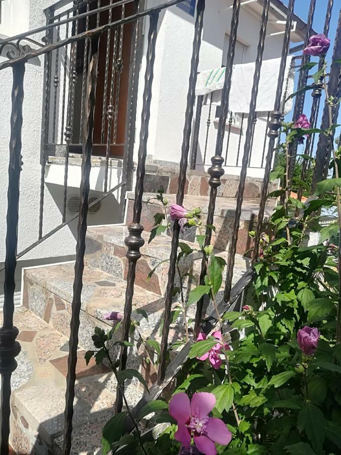 פורץ Apartment Jozefina מראה חיצוני תמונה